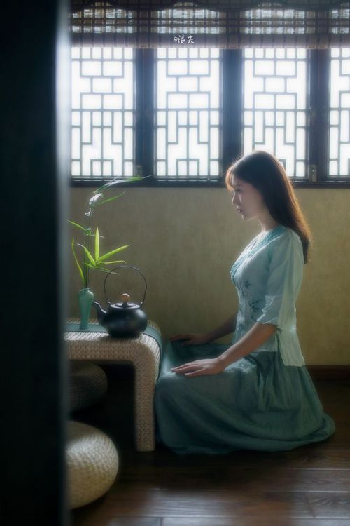 金靴追赶铁闸，当金玟哉爆发遇上喀麦隆的稳稳胜利