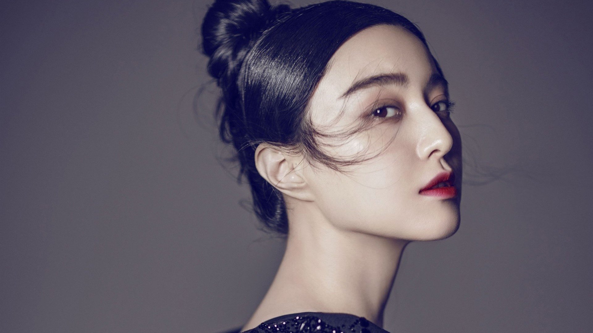 开云sport-绿茵绝唱，美加墨世界杯之夜，穆勒用一场完美演出定义永恒