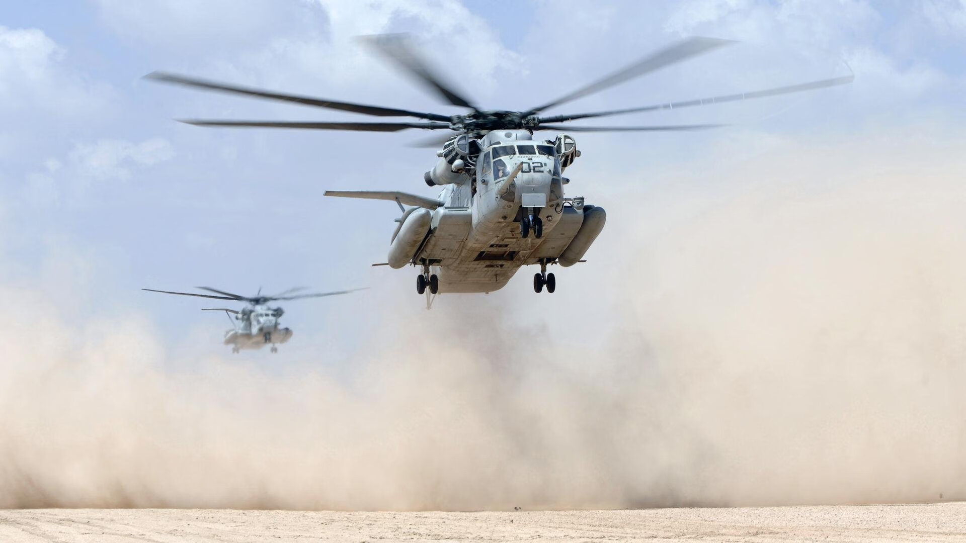 跨联盟对决现奇迹！广东队掀翻鹈鹕，武切维奇成关键先生改写篮球想象
