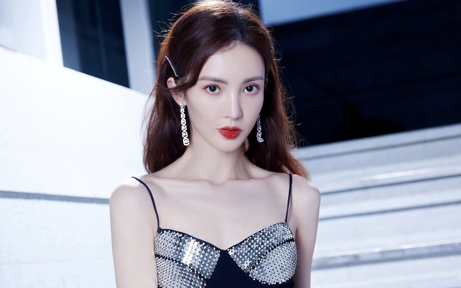 体育跨界奇迹日，北京队横扫猛龙，保罗欧冠淘汰赛独掌乾坤